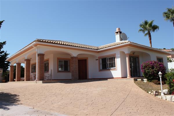 3 Bed Villa for Sale in Torrenueva, Mijas Costa, Costa del Sol, Spain (Ref 819) ES