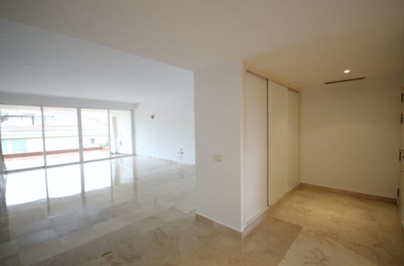 las olas 2 bed ground floor apartment for sale