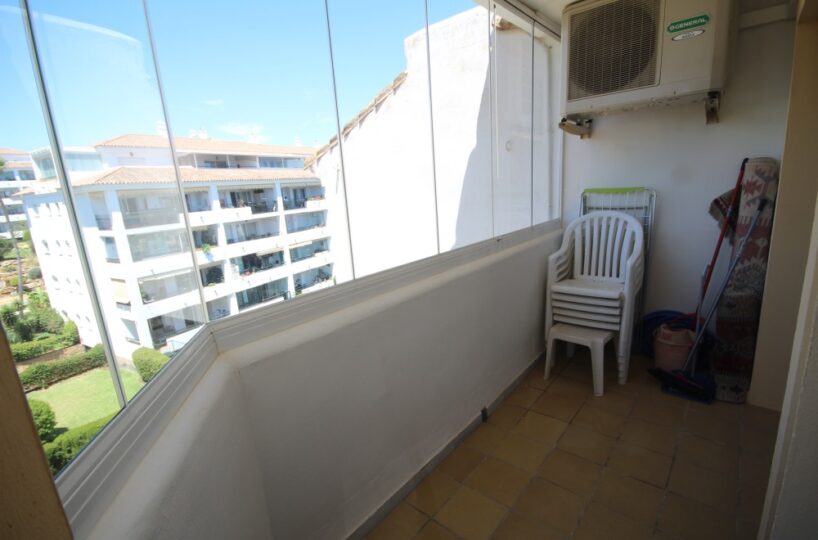 2 bed penthouse for sale ocean point Calahonda