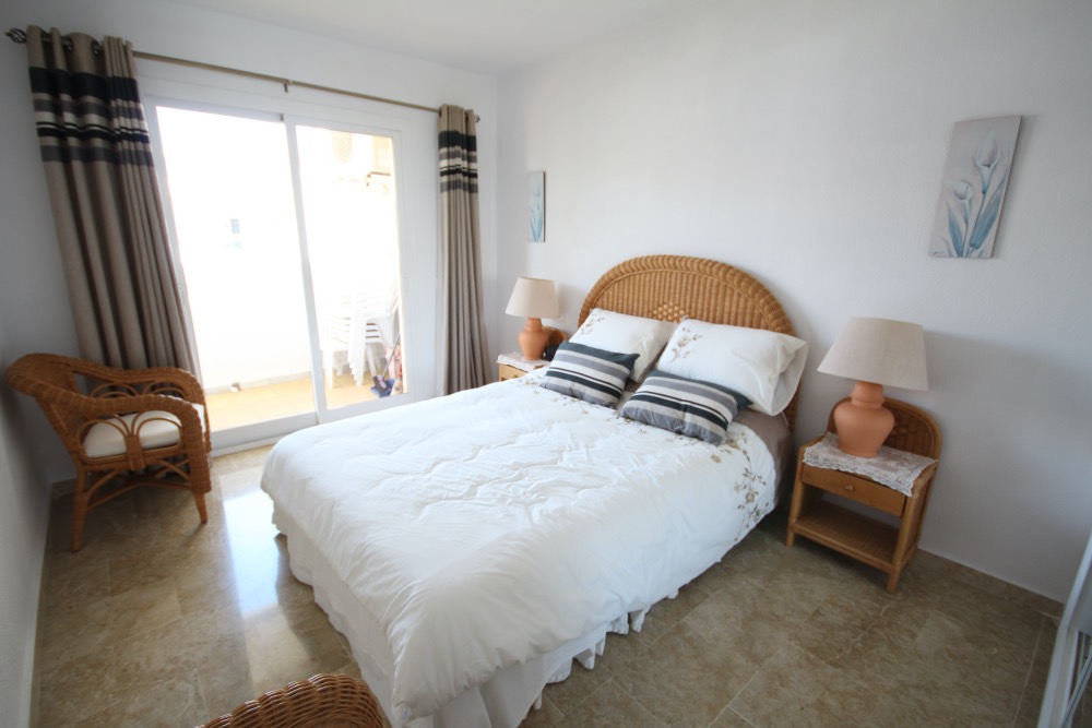 2 bed penthouse for sale ocean point Calahonda