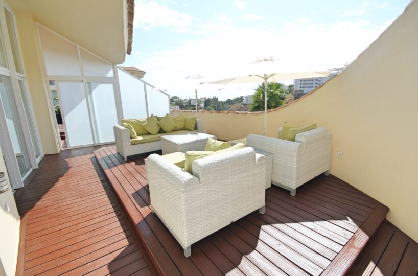 Las olas 3 bed penthouse for sale riviera del sol