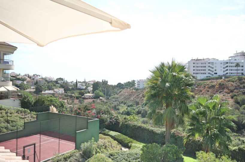 Las olas 3 bed penthouse for sale riviera del sol