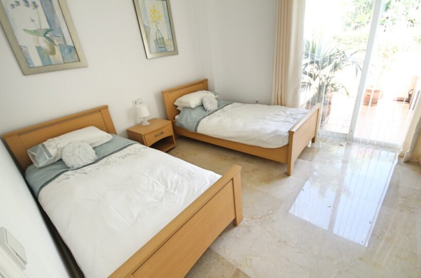 Las olas 3 bed penthouse for sale riviera del sol