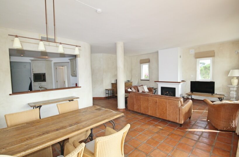 islas 2 bed apartment for sale