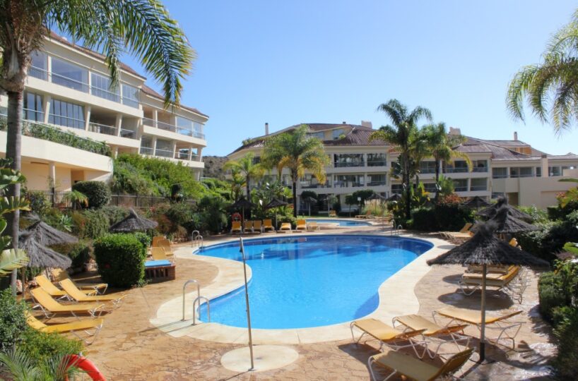 Las Olas 2 bed apartment for sale Riviera Del Sol