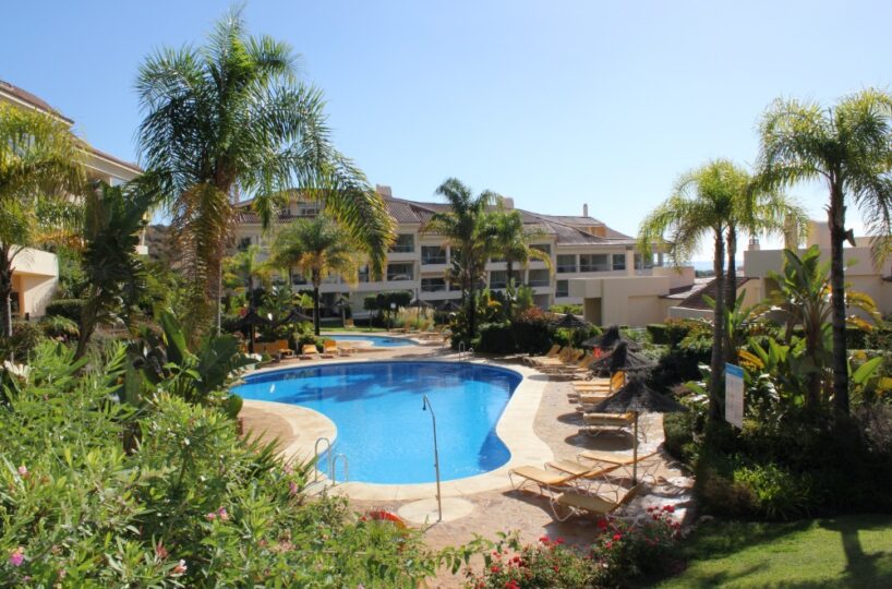 Las Olas 2 bed apartment for sale Riviera Del Sol