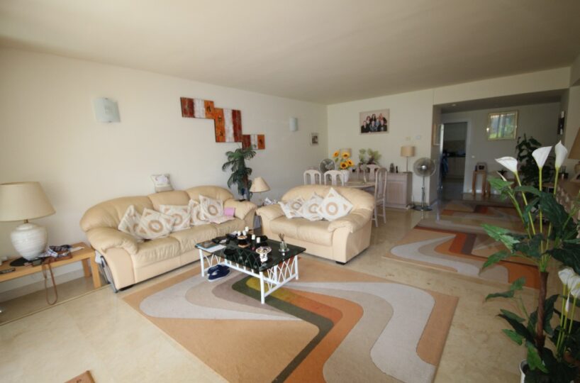 Las Olas 2 bed apartment for sale Riviera Del Sol