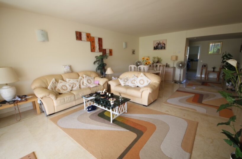 Las Olas 2 bed apartment for sale Riviera Del Sol